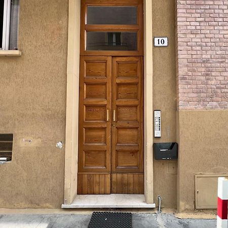Charming Apartment Near Saragozza Bologna Ngoại thất bức ảnh