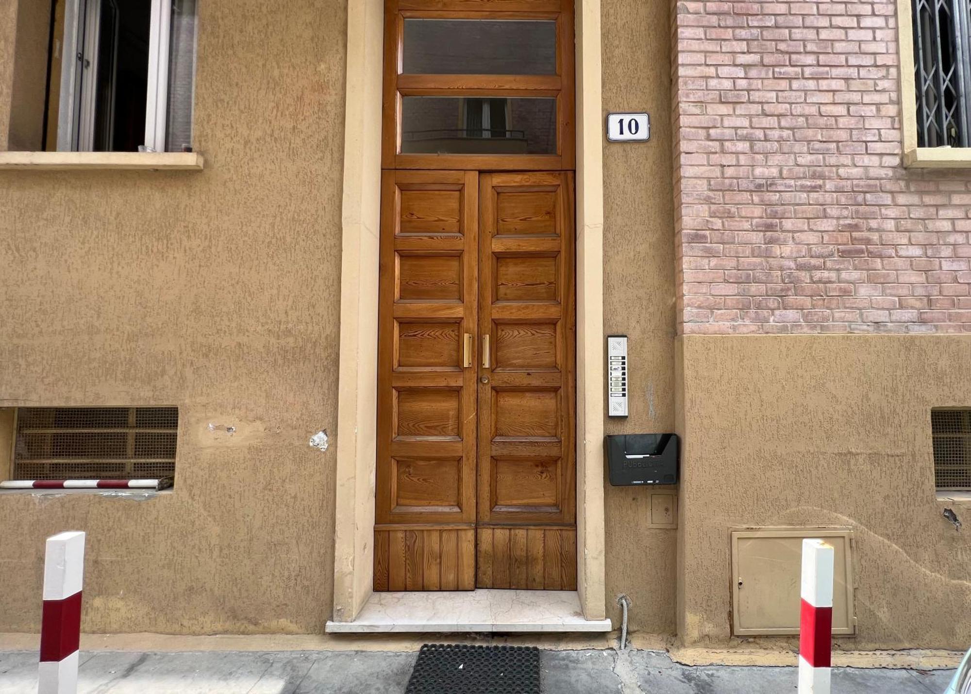 Charming Apartment Near Saragozza Bologna Ngoại thất bức ảnh