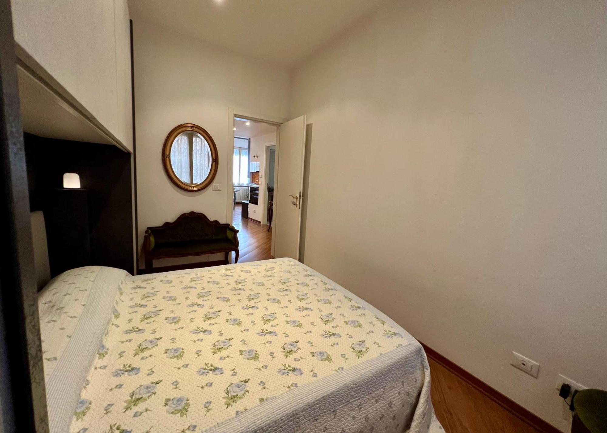 Charming Apartment Near Saragozza Bologna Ngoại thất bức ảnh