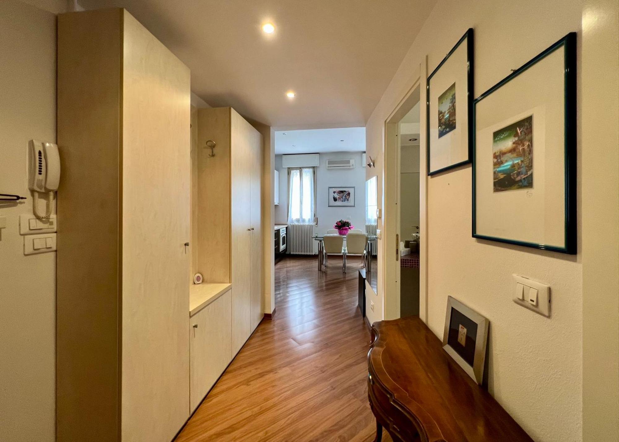 Charming Apartment Near Saragozza Bologna Ngoại thất bức ảnh
