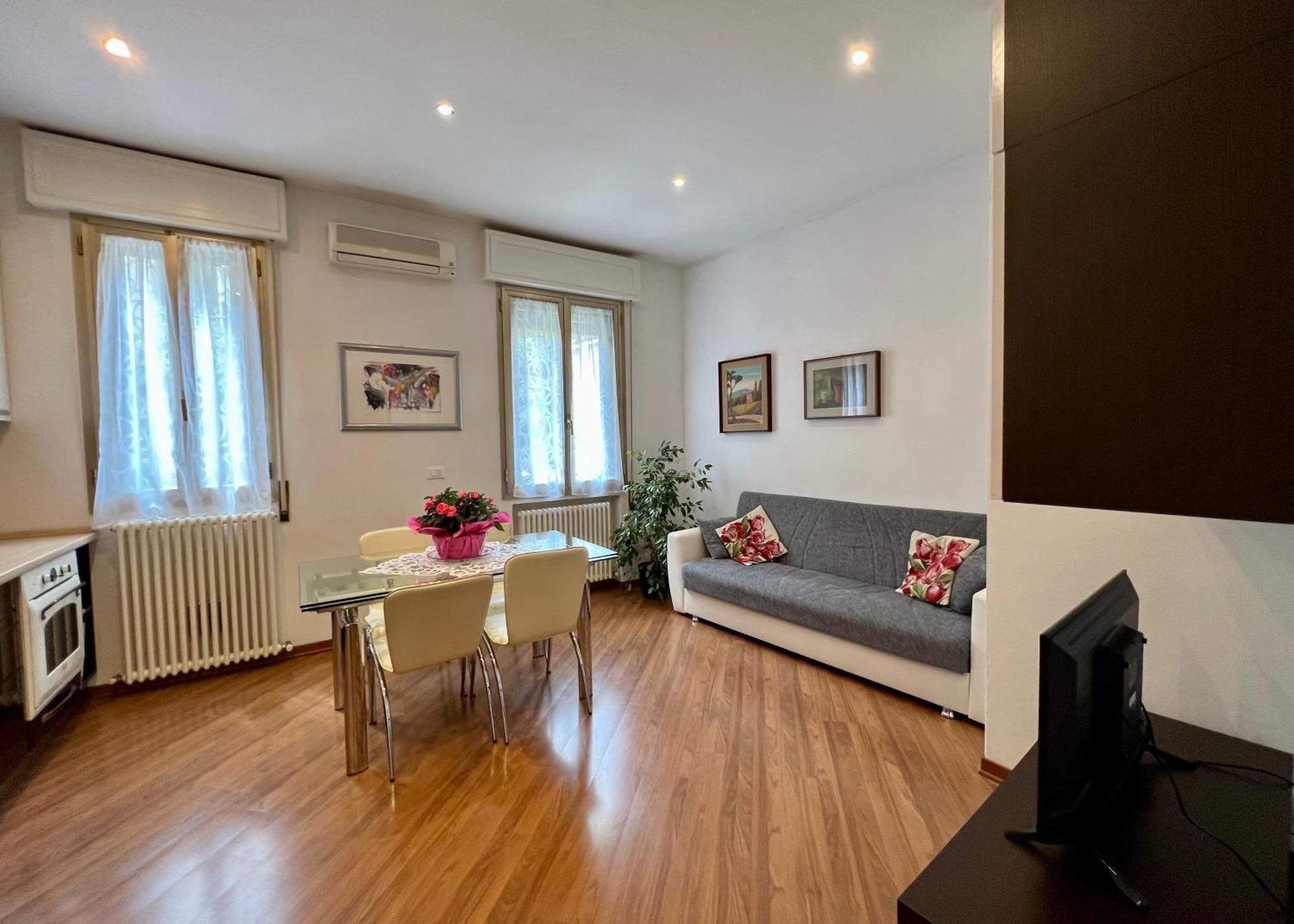 Charming Apartment Near Saragozza Bologna Ngoại thất bức ảnh