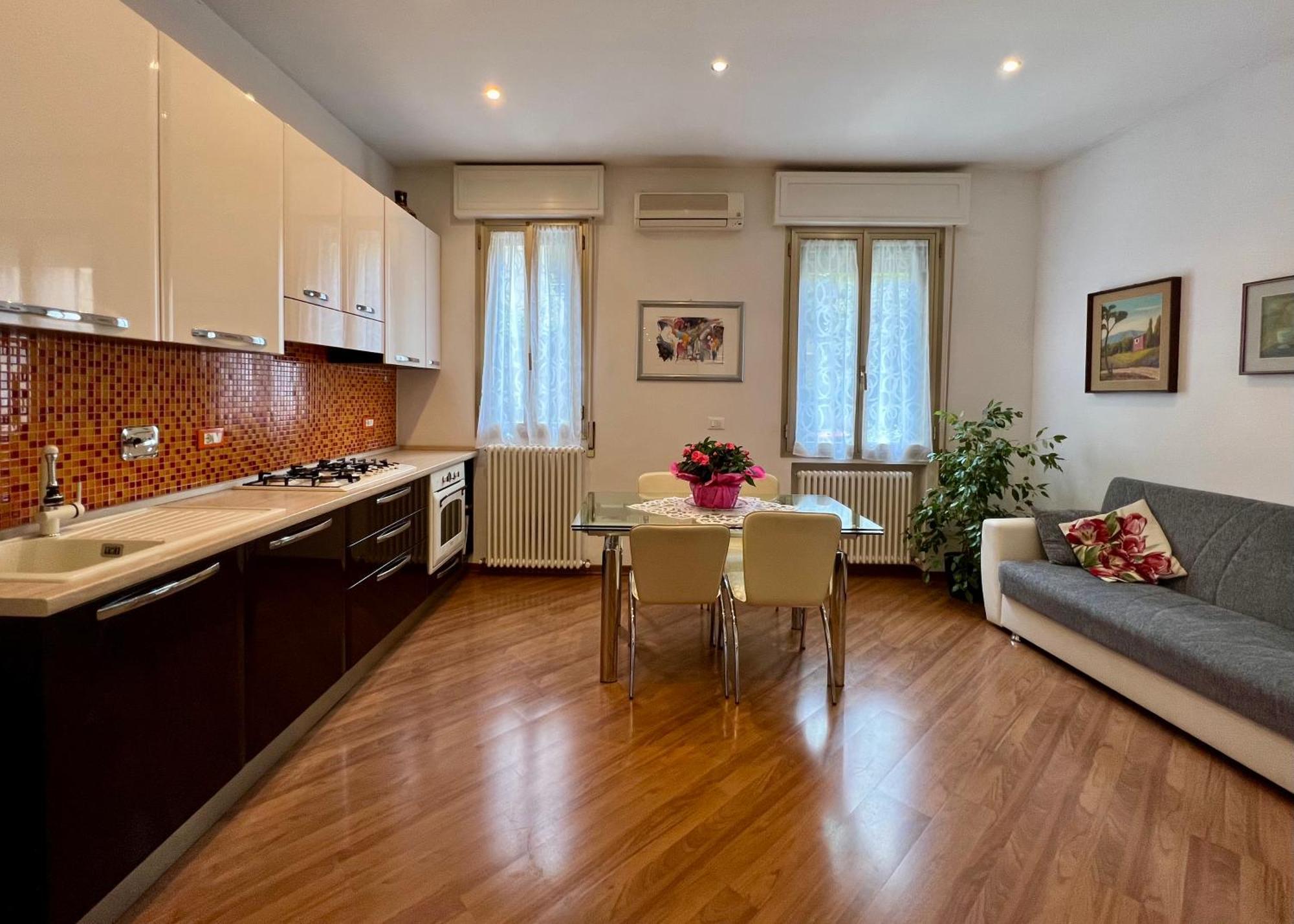 Charming Apartment Near Saragozza Bologna Ngoại thất bức ảnh