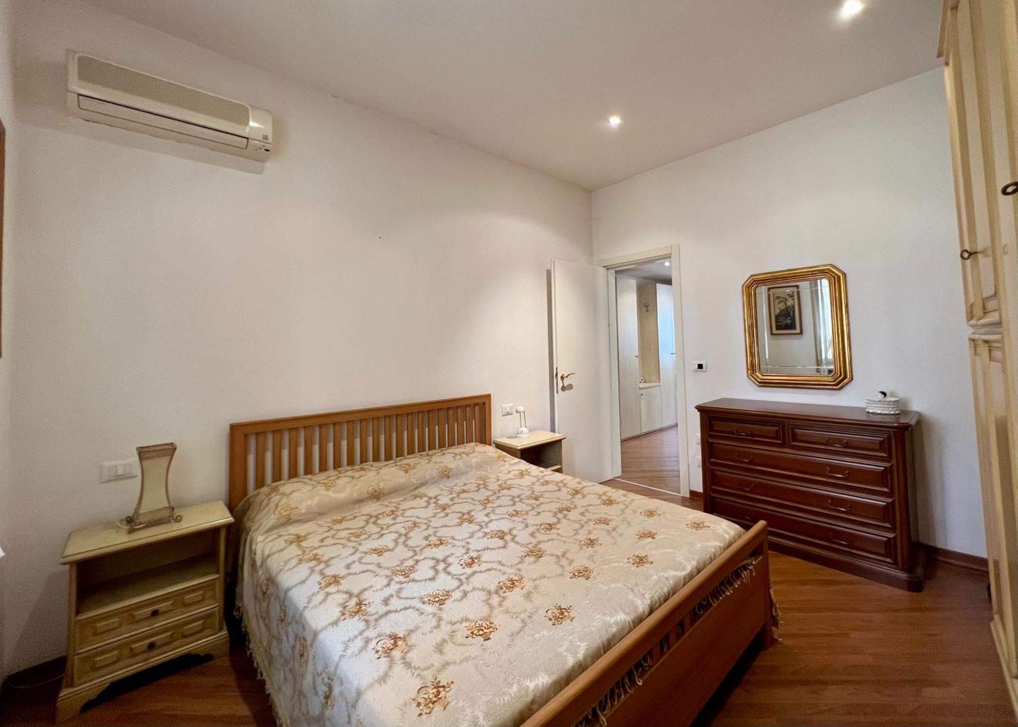 Charming Apartment Near Saragozza Bologna Ngoại thất bức ảnh