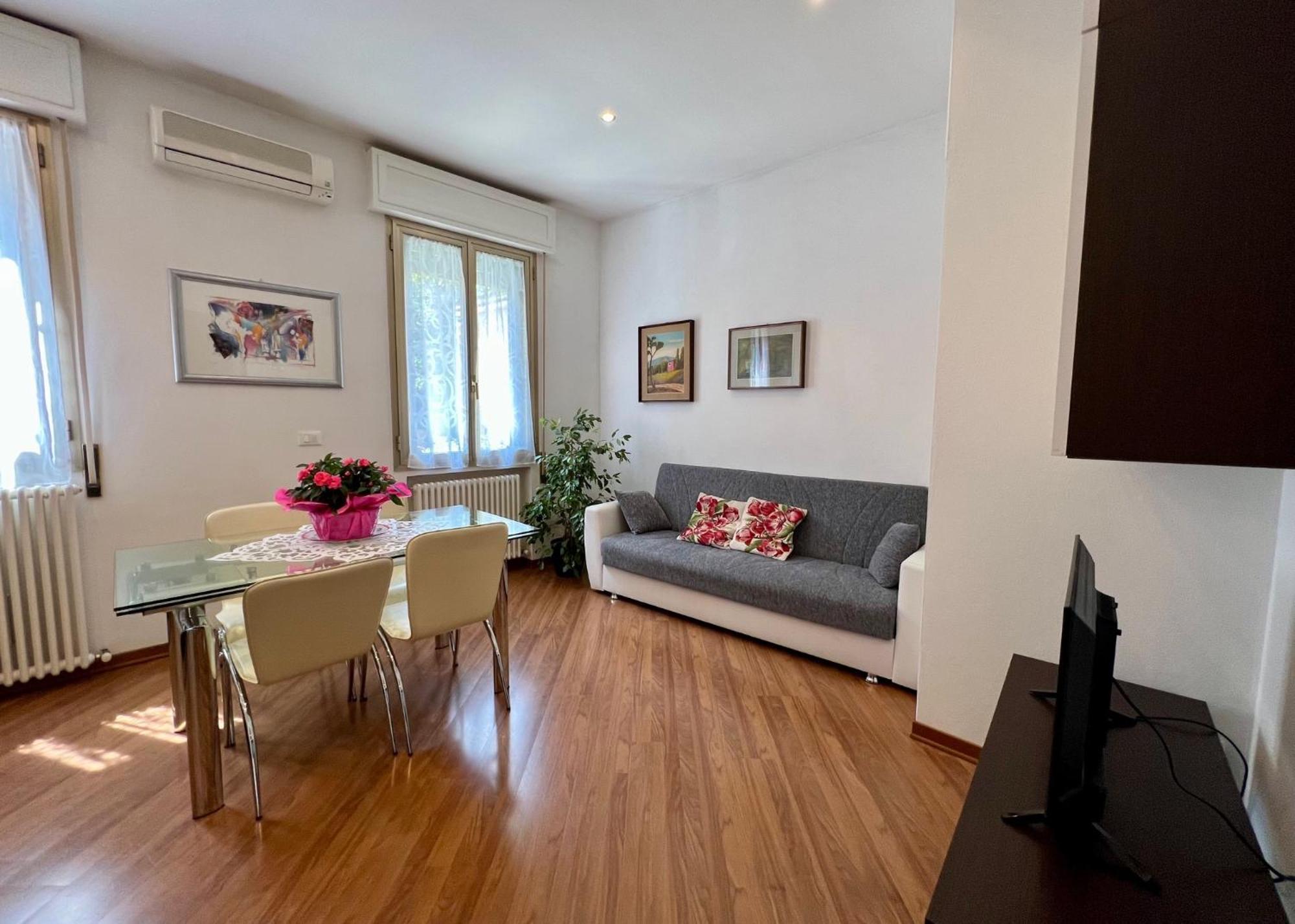 Charming Apartment Near Saragozza Bologna Ngoại thất bức ảnh