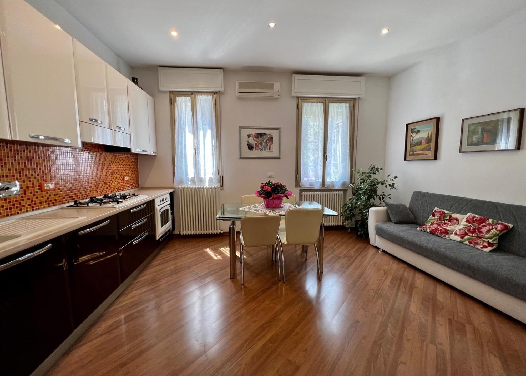 Charming Apartment Near Saragozza Bologna Ngoại thất bức ảnh